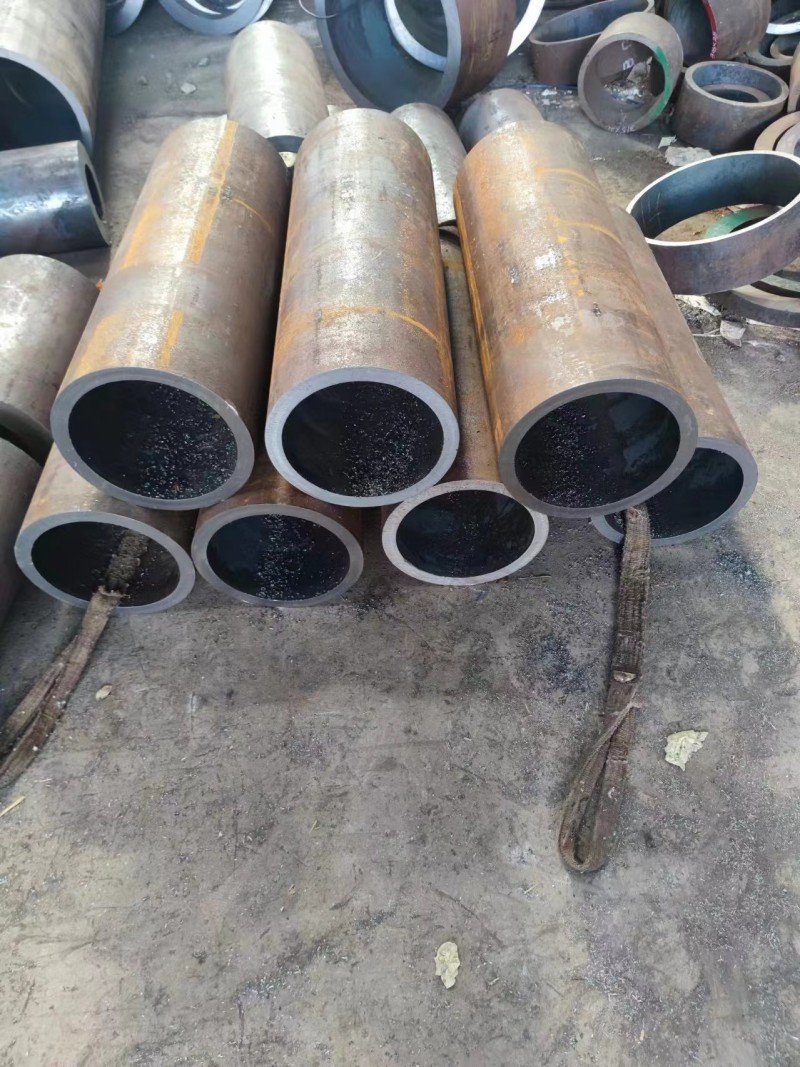 新宁新宁新宁12Cr1MovG无缝钢管切割